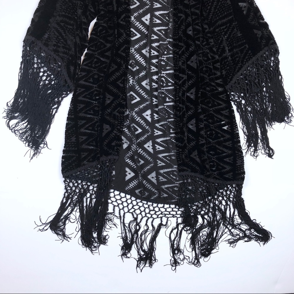 Show Me Your Mumu Metzler Fringe Kimono - Picture 2 of 7
